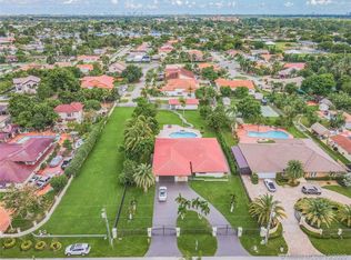 3811 SW 128th Ave, Miami, FL 33175