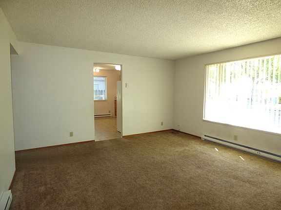 4th image of 1375-1377 Franklin St NW #1375
