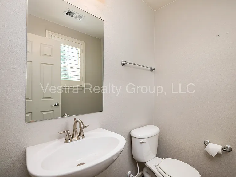 17273 E Wyoming Pl — Photo 6