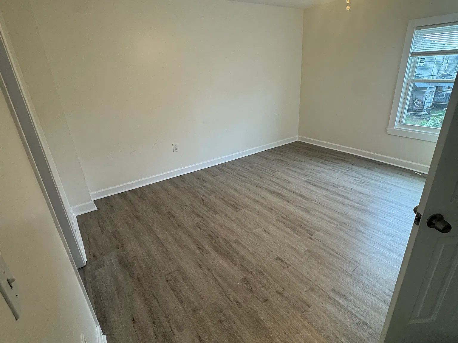 3 bed, 1280 sqft, $1,625 — Photo 4