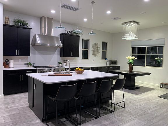 3rd image of 3545 E Desert Broom Dr