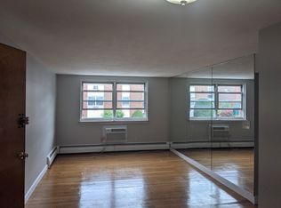 11 Commonwealth Ct APT 5, Brighton, MA 02135