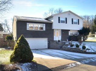 120 Ridgecrest Dr, Pittsburgh, PA 15235