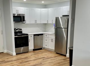 28 Charles St APT 11, Weymouth, MA 02189