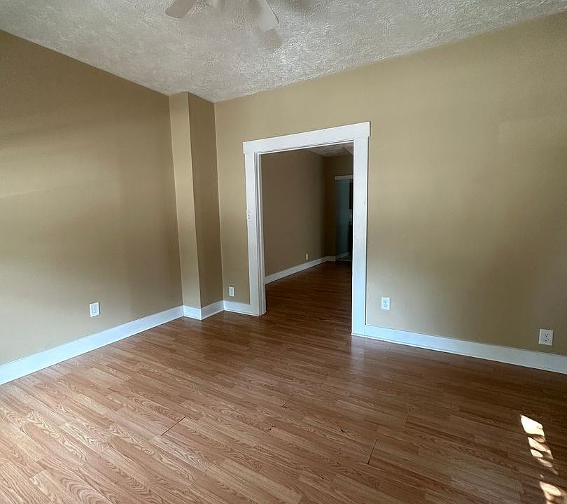 1st image of 1522 N East St #1524