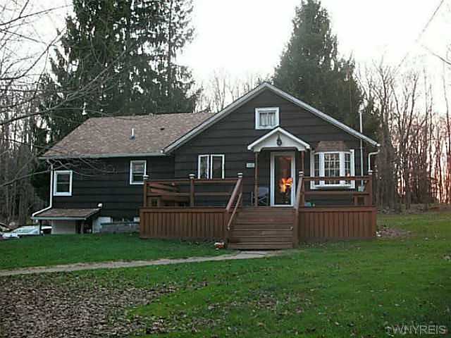 143 Chipmonk Rd photo 1