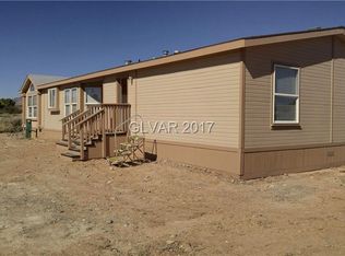 1075 N Greasewood Ln, Moapa Valley, NV 89025
