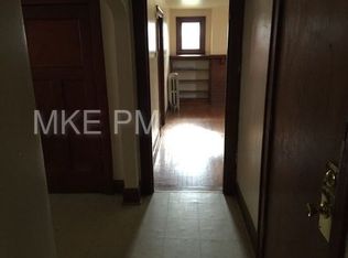 2672 N 50th St, Milwaukee, WI 53210