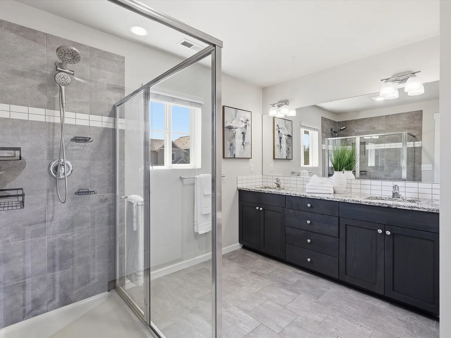 4 bed, 2180 sqft, $3,400 — Photo 4
