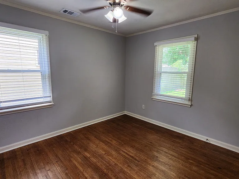 1355 Dearing Rd — Photo 18