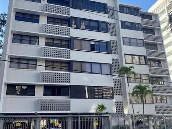 56 Kings Ct #2B, San Juan, PR 00911