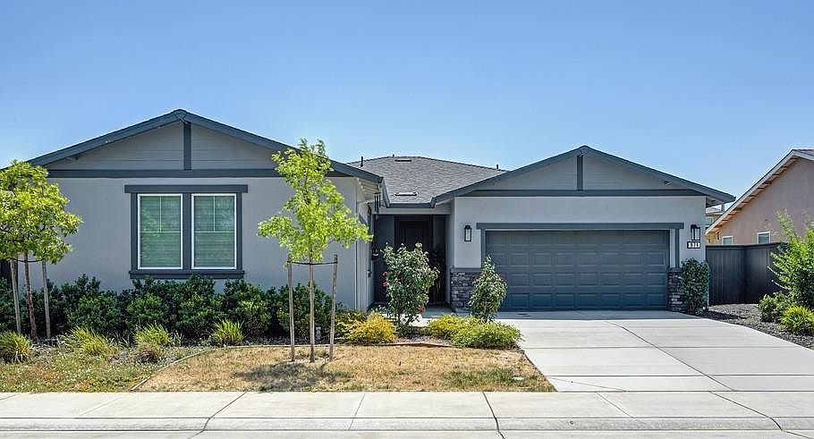 1st image of 974 Lyonia Dr
