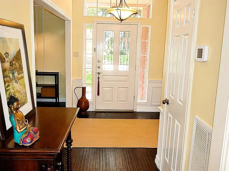 3814 Bayou Bend Ct — Photo 9