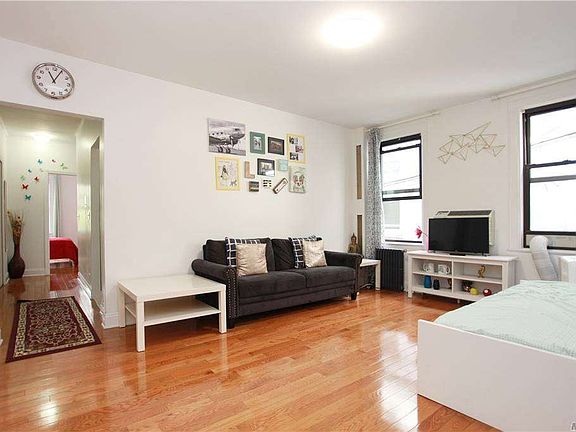 3rd image of 5032 41st St