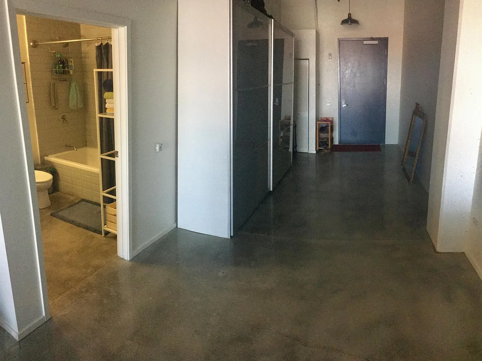 Studio, 880 sqft, $2,900 — Photo 4