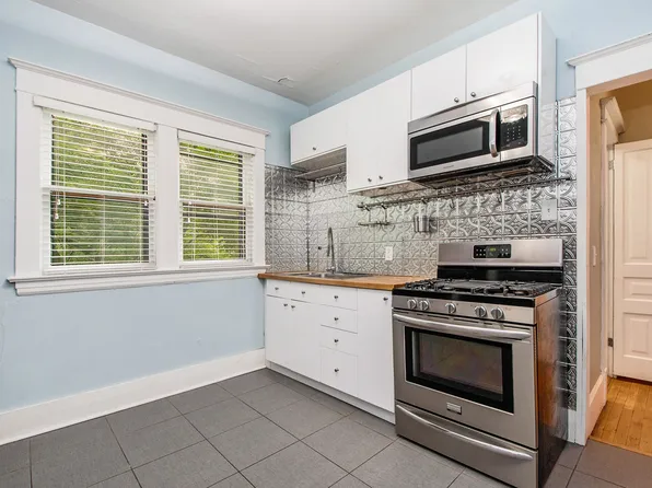 743 Fountain St NE #2, Grand Rapids, MI 49503