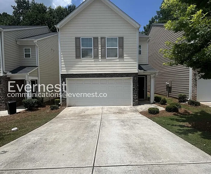5231 Hanover St — Photo 1