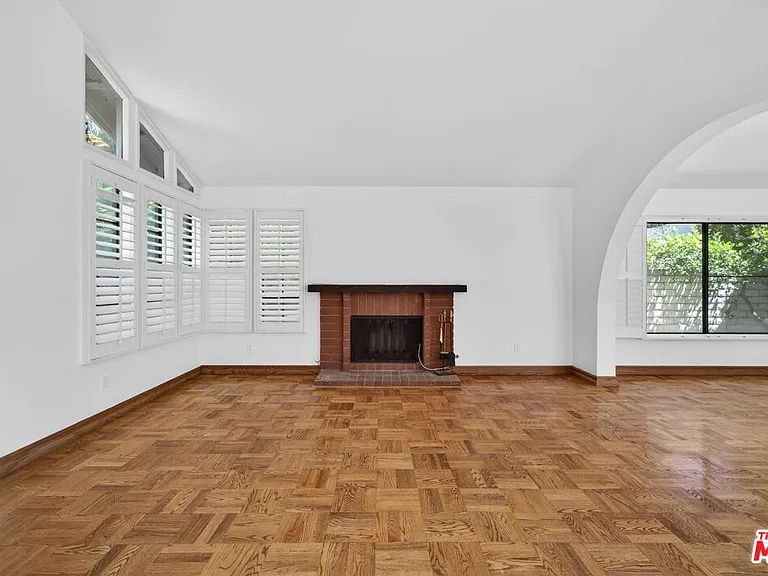 7652 Quimby Ave — Photo 5