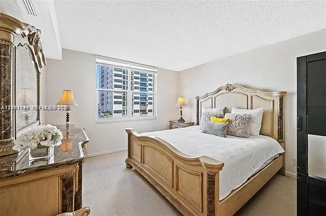 2501 S Ocean Dr #402 — Photo 9