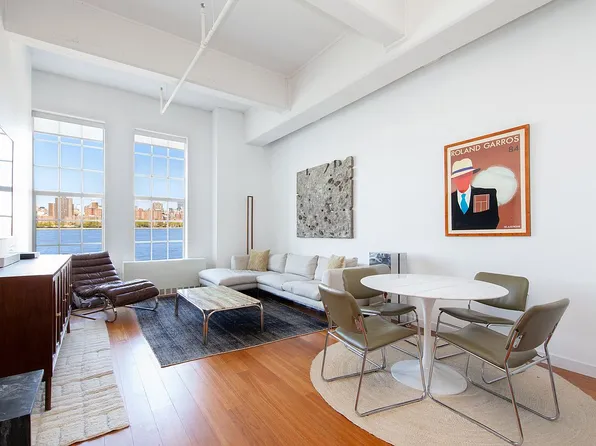 184 Kent Ave APT C312, Brooklyn, NY 11249