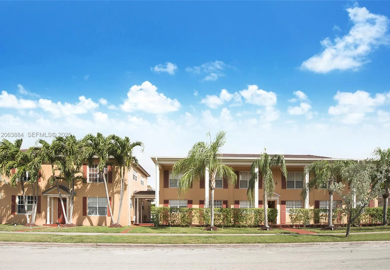 Coral Gables Douglas Sec — Photo 2