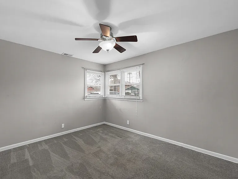 232 Highland Rd — Photo 19