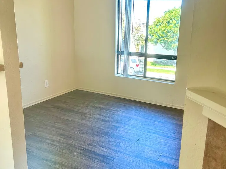 1407 Alabama St — Photo 4