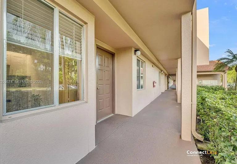 12651 SW 16th Ct — Photo 4