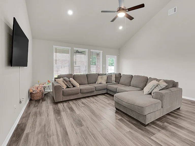 18803 Pancaldo Ct — Photo 10