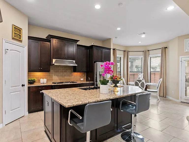 3410 Herons Pointe Ln — Photo 13