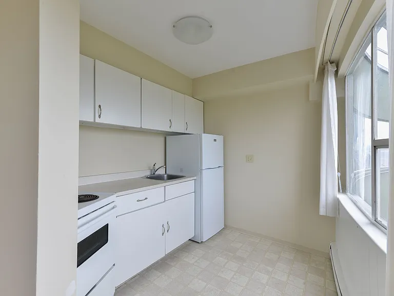 1450 Chestnut St — Photo 20