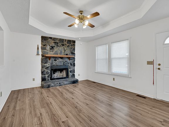 5th image of 509 Freedom Ct