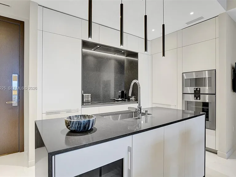 300 Biscayne Boulevard Way #2305W — Photo 26