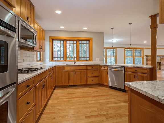 5th image of 1430 W Winnetka St