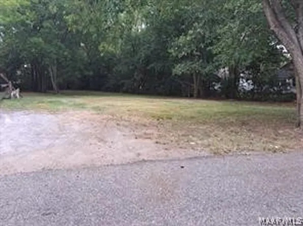 1913 Yougene St, Montgomery, AL 36107