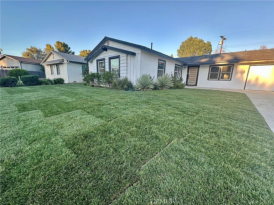 1st image of 23025 Covello St