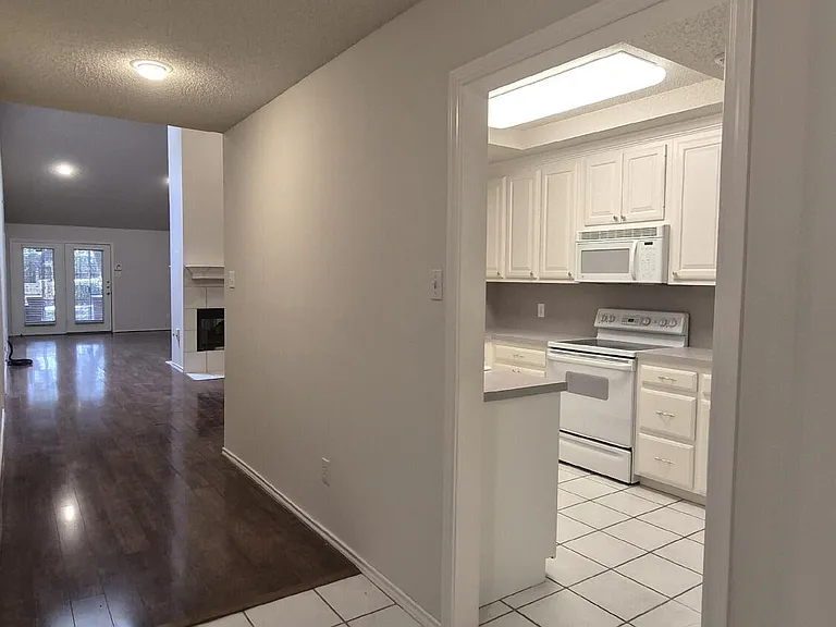 5704 York Ave — Photo 6