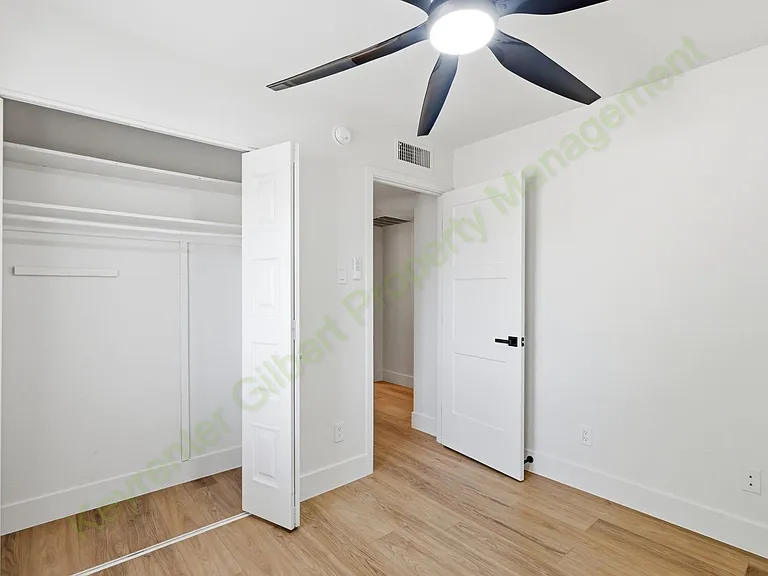 8608 E Whitton Ave — Photo 14