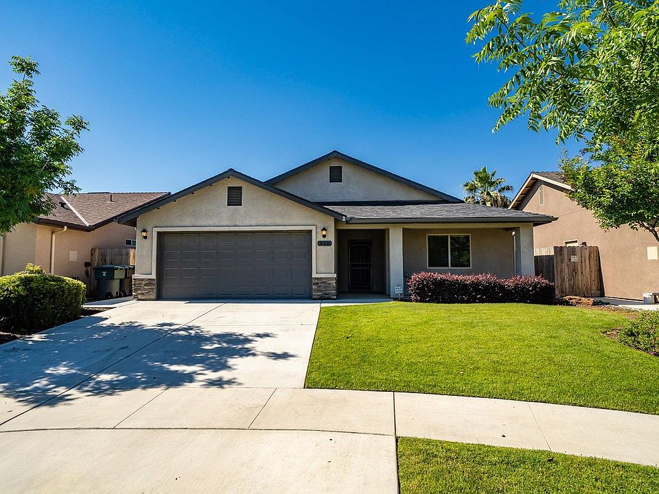 1st image of 955 E Margalo Ct