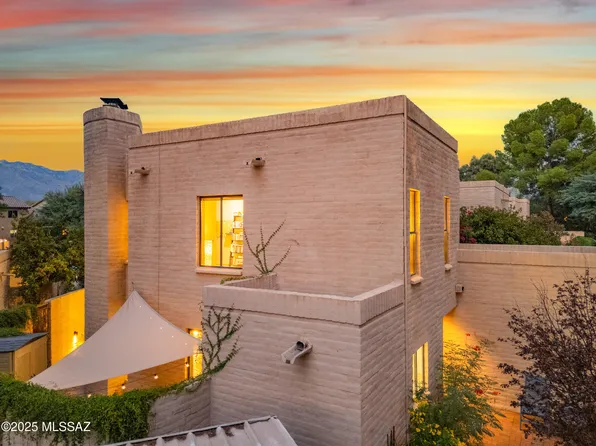 2877 E Sierra Vista Rd, Tucson, AZ 85716