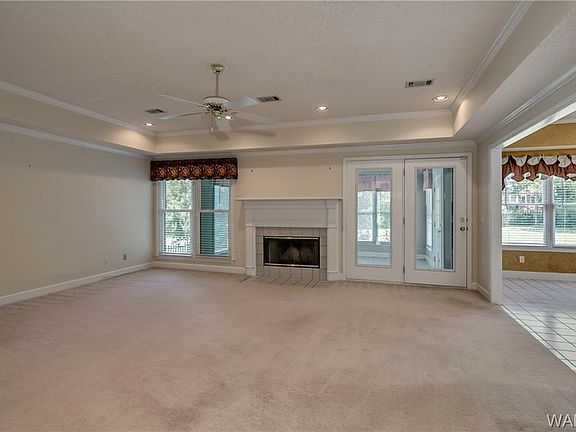 2nd image of 5931 Bradford Ln