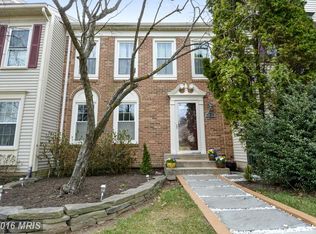 3872 Mohr Oak Ct, Fairfax, VA 22033