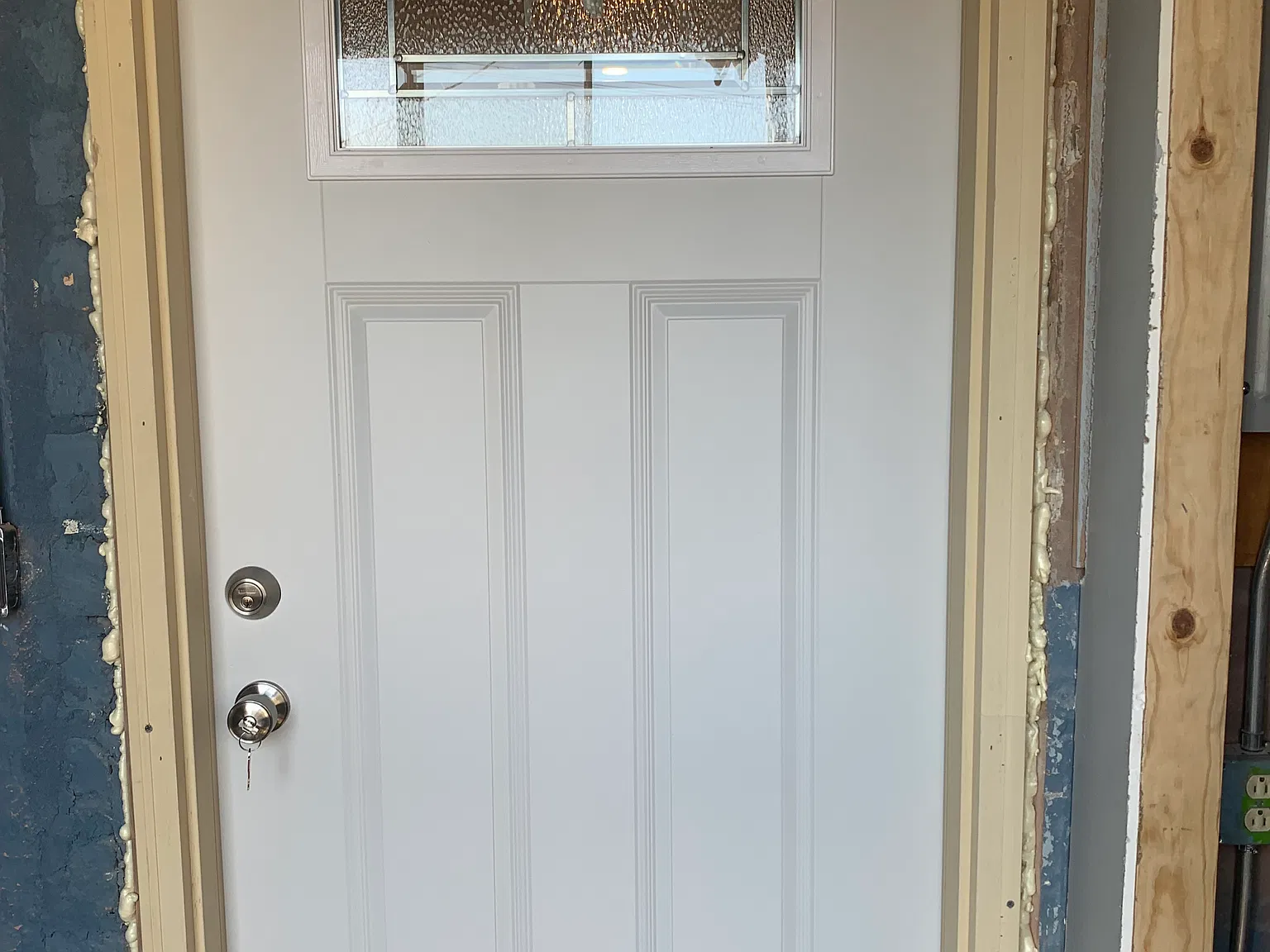 2 bed, 820 sqft, $1,700 — Photo 2