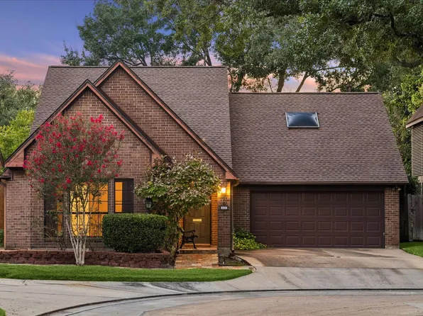 11 Pembrook Ct, Bellaire, TX 77401