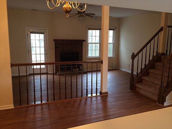 5th image of 1142 Killington Arch