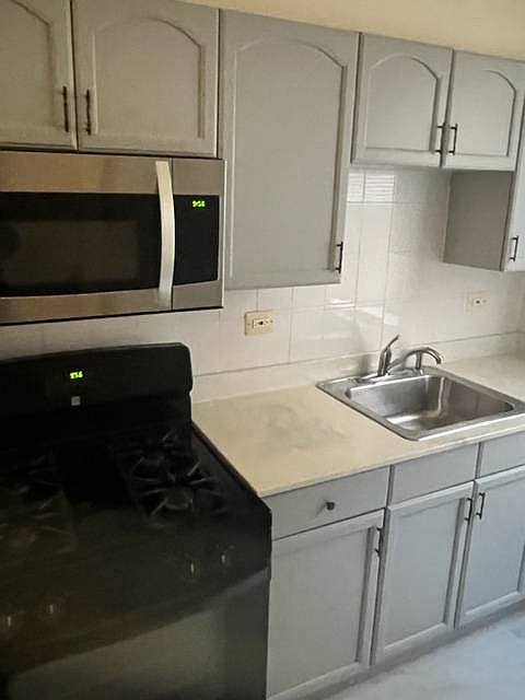 1st image of 21 Loudoun St #1
