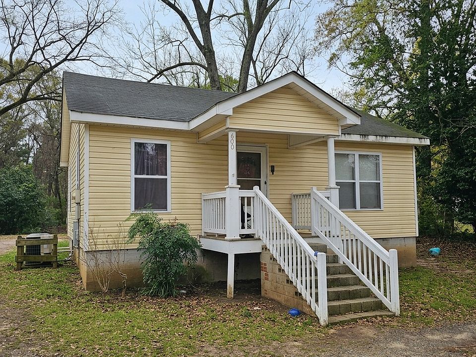 1st image of 600 W Main St