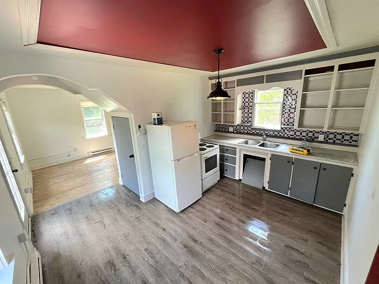 7 McGloin St #2 — Photo 1