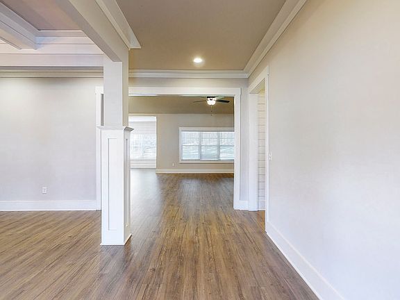 5th image of 51 W Creek Ct
