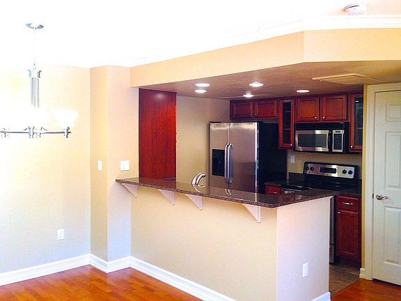 3rd image of 15263 Maturin Dr Unit 6